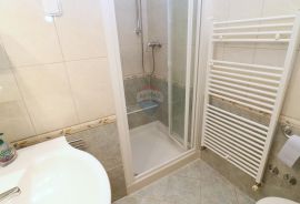 POREČ-kuća sa 5 apartmana, Poreč, Дом