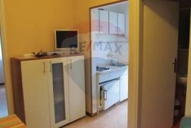 Istra, Umag, apartmanska kuća prvi red do mora, Umag, Casa