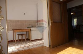 Zagreb, Sesvete, stan 76m2 sa terasom 50m2, Sesvete, Appartement