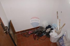 Zagreb, Sesvete, stan 76m2 sa terasom 50m2, Sesvete, Wohnung