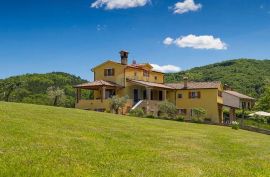 PAZIN-GRDOSELO - VILLA SA BAZENOM, Pazin - Okolica, House