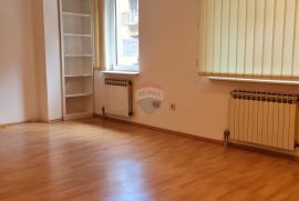 Poslovni prostor 84 m2 u centru Zagreba za najam, Gornji Grad - Medveščak, Commercial property