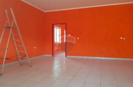 POSLOVNI PROSTOR - PERMANI, Matulji, Commercial property