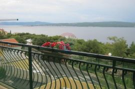 KUĆA SA PREKRASNIM POGLEDOM, 445 m2, Crikvenica, House