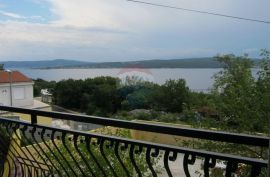 KUĆA SA PREKRASNIM POGLEDOM, 445 m2, Crikvenica, House