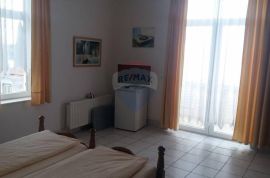 Selce hotel, Crikvenica, Propiedad comercial