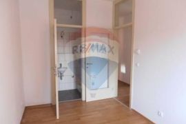 Iznajmljuje se poslovni prostor u centru grada, 72m2, Zagrad, Rijeka, Wohnung