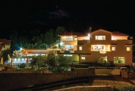 OPATIJA - IČIĆI - SAMOSTOJEĆA KUĆA - 1045 m2 - 6 STANOVA - BAZEN, Opatija - Okolica, Σπίτι