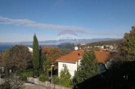 Malinska apartmanska kuća na odličnoj lokaciji, Malinska-Dubašnica, Maison