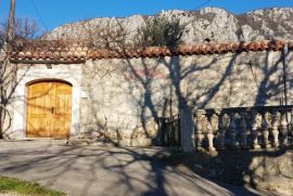 Obnovljena starina - Grižane, Vinodolska Općina, House