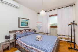 OTOK KRK,PINEZIĆI  samostojeća kuća, Krk, House