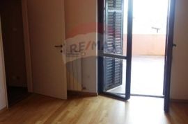 Apartmanska kuća s pogledom na more, Medulin, Famiglia