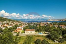 Baška - prekrasna villa s bazenom, Baška, House