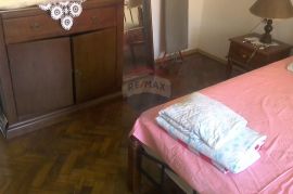 Banderovo dvosobni stan sa lijepom okućnicom, Rijeka, Appartment