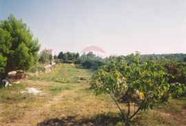 ISTRA, PREMANTURA, GRAĐEVINSKA PARCELA 1961 M2 S POGLEODM NA MORE, Medulin, Terreno