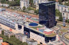 TOWER CENTAR RIJEKA, POSLOVNI PROSTOR - TRGOVINA 197 M2, Rijeka, Коммерческая недвижимость