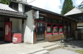 Caffe bar i trgovina kod Bjelolasice, Ogulin, Propriedade comercial