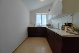 OTOK KRK-ČIŽIĆI  apartman na drugom katu sa pogledom, Dobrinj, Appartment