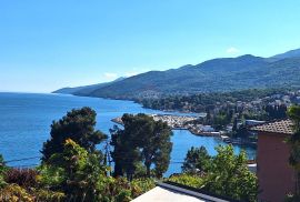 OPATIJA - stan u prizemlju secesijske vile, Opatija, شقة