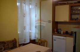 Volosko - Stan 94 m2 sa konobom, Opatija, Flat