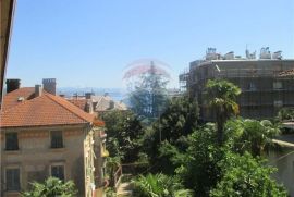 OPATIJA - STAN 98 m2 - I KAT - CENTAR, Opatija, Appartement