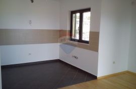 Lovran - Dvoetažni stan 134 m2 sa garažom i okućnicom, Lovran, Appartment