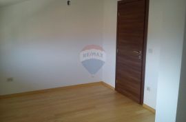 Lovran - Dvoetažni stan 134 m2 sa garažom i okućnicom, Lovran, Appartment