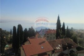 OPATIJA - CENTAR - STAN 130 m2 - II KAT, Opatija, Wohnung