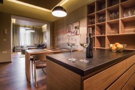 LUX APARTMAN U CENTRU OPATIJE, Opatija, Stan