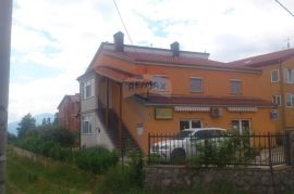 Rijeka,Viškovo,kuća 400m2, sa dva poslovna prostora, novogradnja!!!, Viškovo, Maison