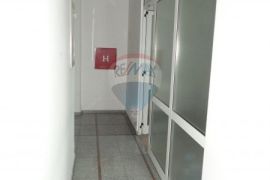 Rijeka-centar-poslovni prostor, Rijeka, Propiedad comercial