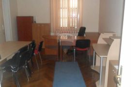 STAN-POSLOVNI PROSTOR U CENTRU 98.70m2, Rijeka, Appartement