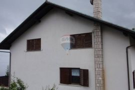 SLAVIĆI - kuća sa bazenom i velikom okućnicom, P+1+Po, pogled!, Opatija - Okolica, Haus