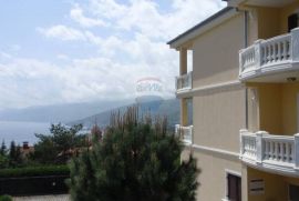 OPATIJA - PAVLOVAC 106 m2, 3S+DB, parking, 2 balkona, Opatija, Flat