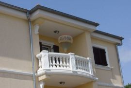 OPATIJA - PAVLOVAC 106 m2, 3S+DB, parking, 2 balkona, Opatija, Appartamento