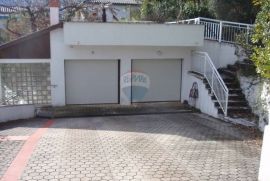 IČIĆI - obiteljska kuća sa velikom okućnicom, 50m od marine!, Opatija - Okolica, House