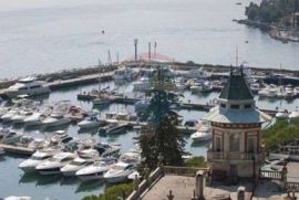 IČIĆI - obiteljska kuća sa velikom okućnicom, 50m od marine!, Opatija - Okolica, Σπίτι