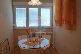 TROSOBAN SA DNEVNIM NA BELVEDERU, Rijeka, Appartment