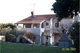 OPATIJA-KUĆA 300m2-890.000.-€, Opatija, Famiglia