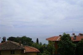 OPATIJA - VOLOSKO, POGLED, BALKON, 50 m. OD MORA, Opatija, شقة