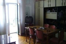 OPATIJA - VOLOSKO, POGLED, BALKON, 50 m. OD MORA, Opatija, Flat