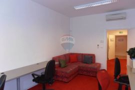 POSLOVNI PROSTOR U RIJECI, Rijeka, Commercial property