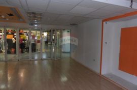 Korzo- poslovni prostor za trgovinu !, Rijeka, Commercial property