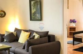 Opatija-centar, stan s balkonom, 50m od mora, Opatija, Apartamento