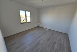 Istra, Fažana, Stan s vrtom u Valbandonu, Fažana, Apartamento