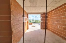 ISTRA, TAR - Penthouse u novogradnji s panoramskim pogledima na prirodu i more, Tar-Vabriga, Appartement