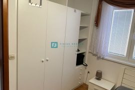 VODICE, namješten stan, prizemlje, pogled na more, zajednički bazen, Vodice, Apartamento