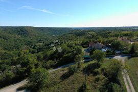 Prilika: 3 građevinske parcele u Tinjanu, ukupne površine 3.134 m², Tinjan, Tierra