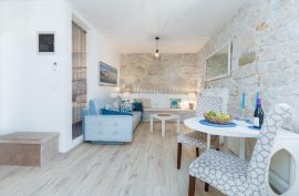 PRILIKA! Divan stan u centru Rovinja!, Rovinj, Wohnung