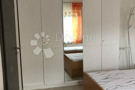 Drenova, 54 m², 1S+DB, adaptiran, terasa !!, Rijeka, Appartamento